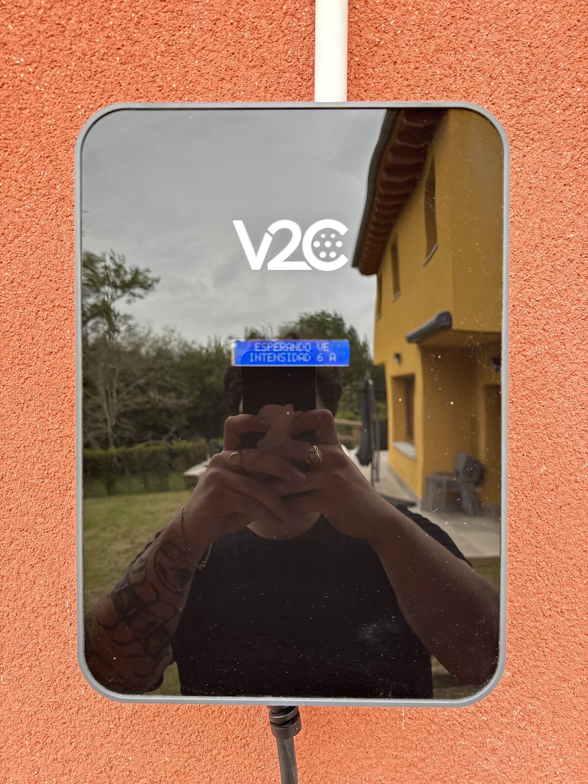 Instalación cargador V2C en vivienda unifamiliar